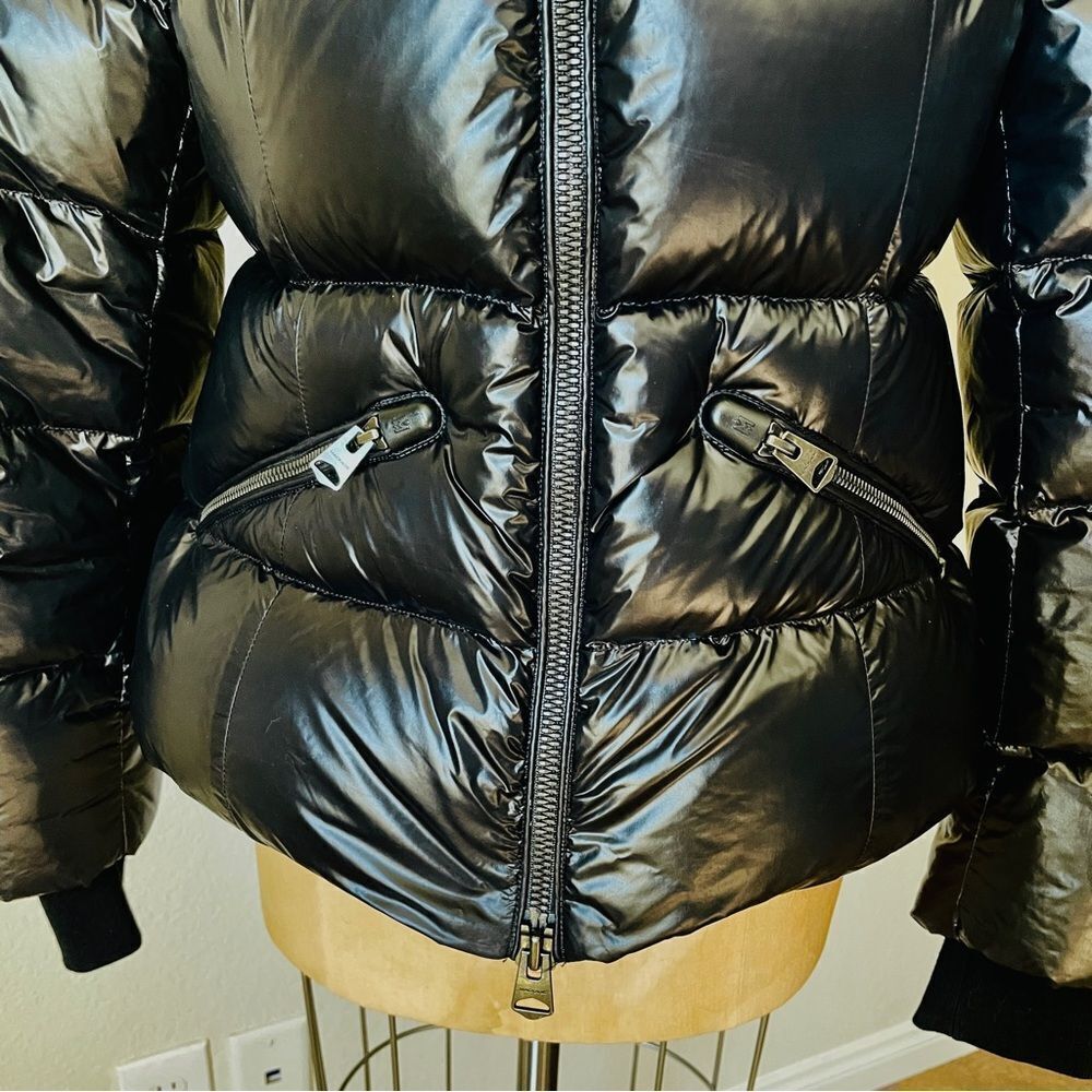 ♥️ Mackage
Madalyn Lustrous Light Down Jacket with Hood Large BLACK - Picture 8 of 16